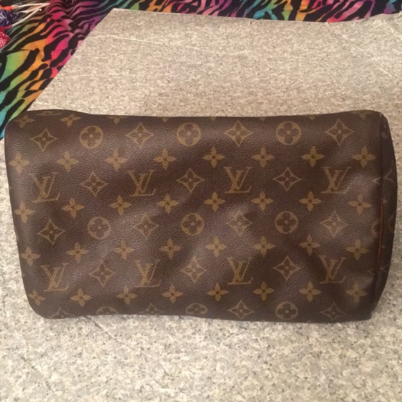 Louis Vuitton Purse - Picture 8 of 8